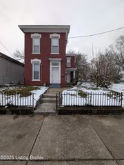 2429 Griffiths Ave, Louisville, KY 40212