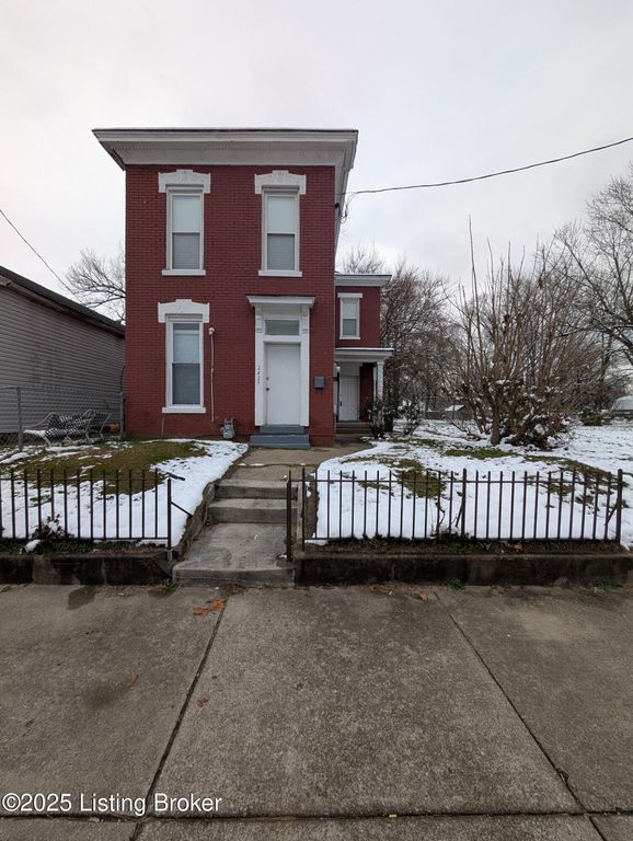 2429 Griffiths Ave, Louisville, KY 40212