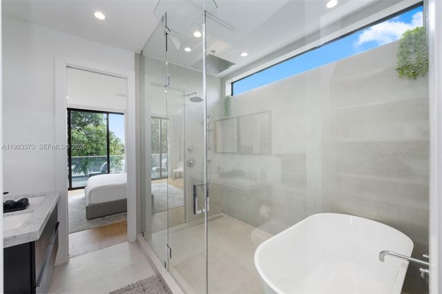 80 NW 45th St, Miami, FL 33127