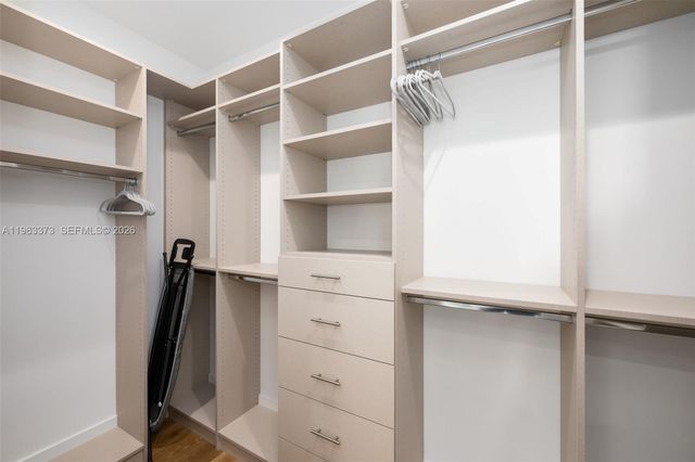 80 NW 45th St, Miami, FL 33127