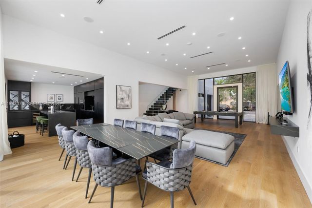 80 NW 45th St, Miami, FL 33127