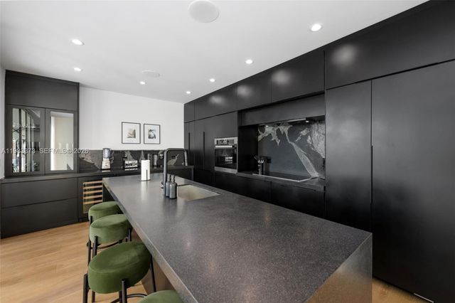 80 NW 45th St, Miami, FL 33127