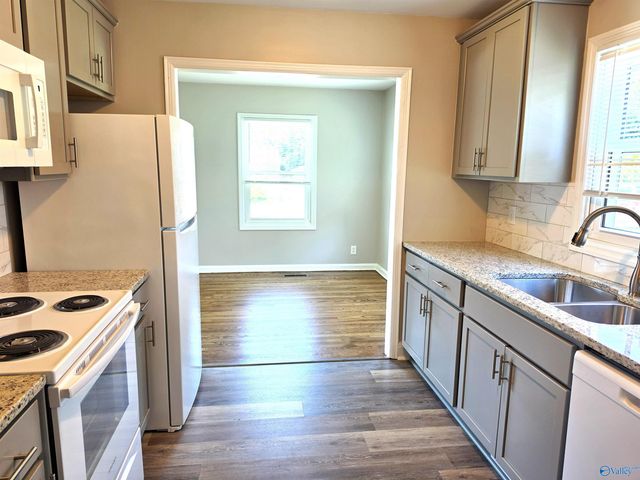507 Redbud Drive, Huntsville, AL 35801
