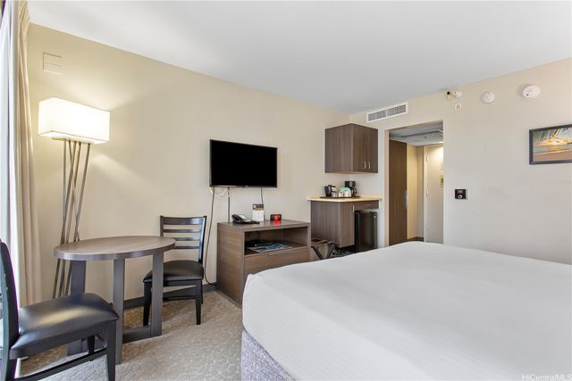 1850 Ala Moana Boulevard 209, Honolulu, HI 96815