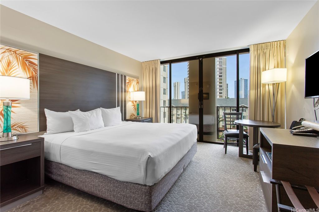 1850 Ala Moana Boulevard 209, Honolulu, HI 96815