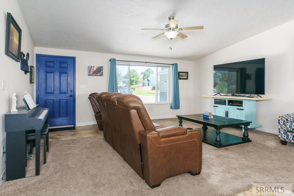 Image 12 of property listing at 490 Snowflake Street, American Falls, ID 83211