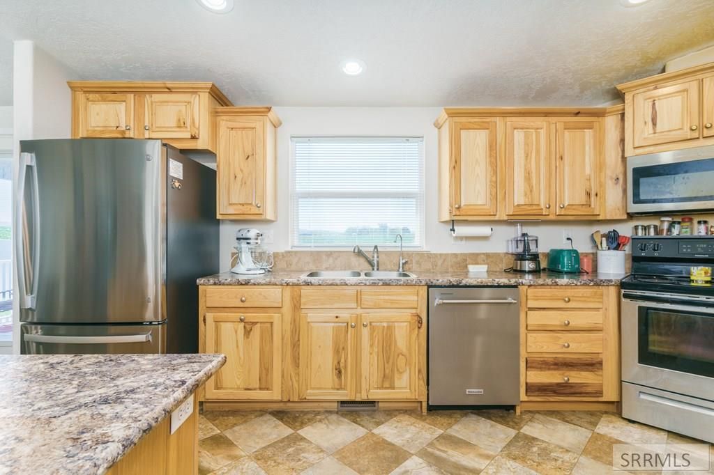 Image 19 of property listing at 490 Snowflake Street, American Falls, ID 83211