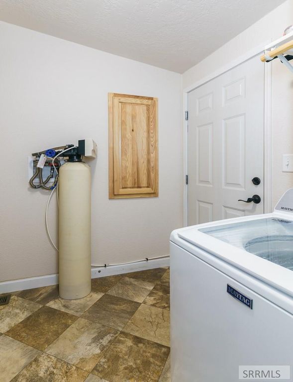 Image 37 of property listing at 490 Snowflake Street, American Falls, ID 83211