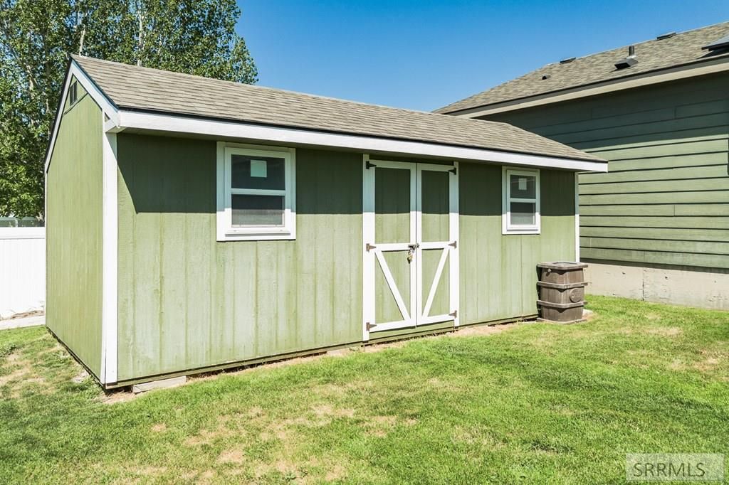 Image 9 of property listing at 490 Snowflake Street, American Falls, ID 83211