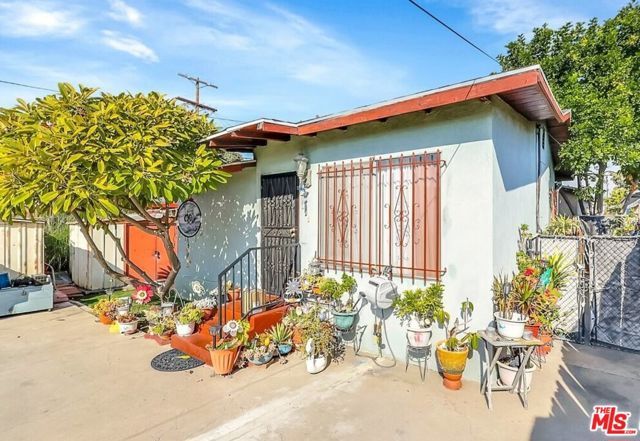 3533 E 8th Street, Los Angeles, CA 90023