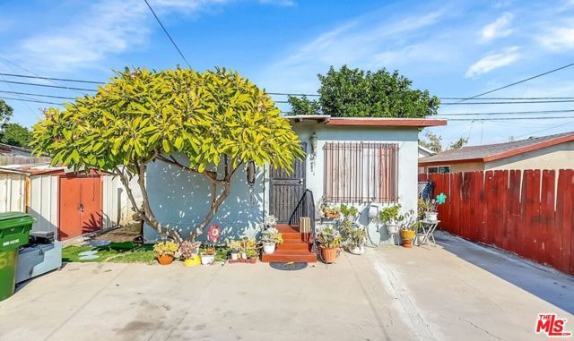 3533 E 8th Street, Los Angeles, CA 90023