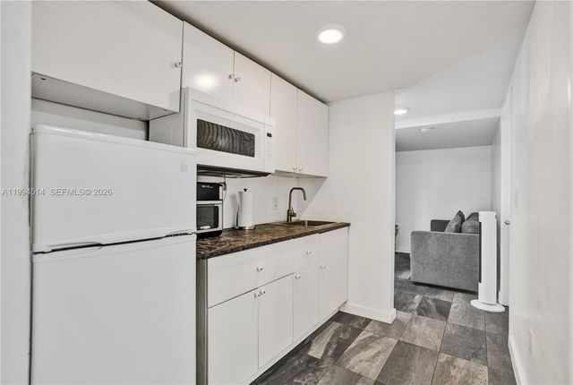 15463 SW 57th St, Miami, FL 33193