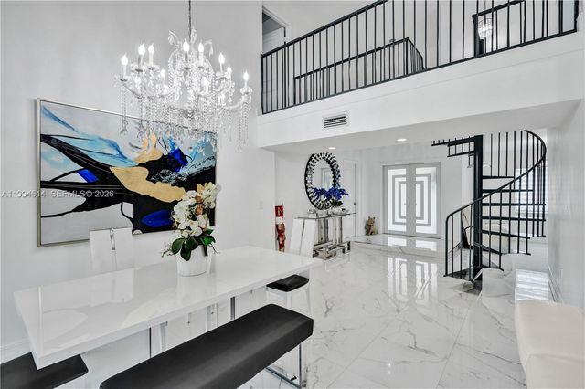 15463 SW 57th St, Miami, FL 33193