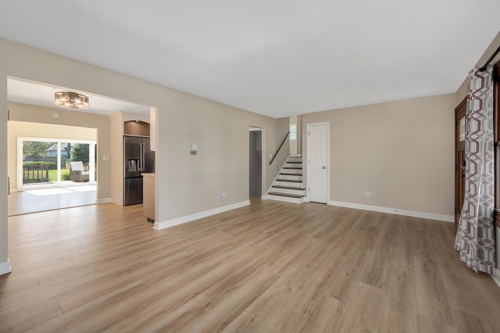217 Holly Avenue, Darien, IL 60561 — photo 5