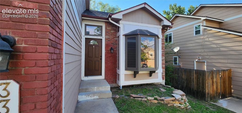 3325 Honeyburyl Drive, Colorado Springs, CO 80918 — photo 2
