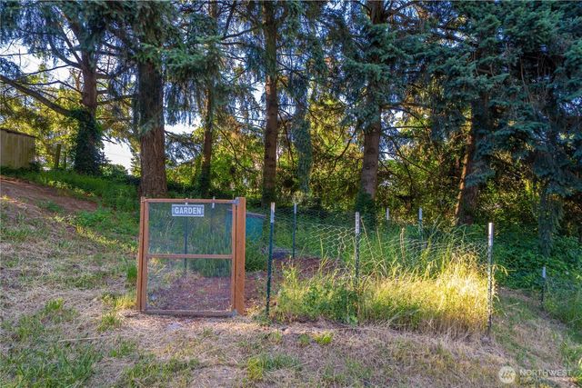 3105 13th Street SW, Puyallup, WA 98373