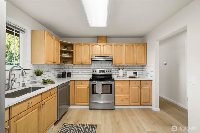 3105 13th Street SW, Puyallup, WA 98373