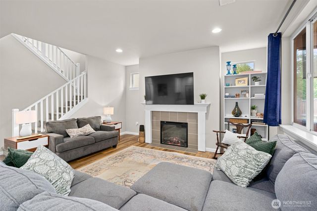 10177 33rd Place NE, Lake Stevens, WA 98258