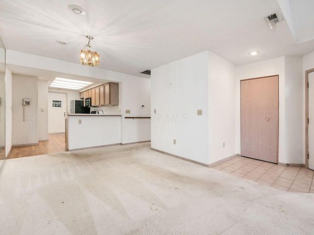 3782 Falls Circle Drive, 25, Hilliard, OH 43026