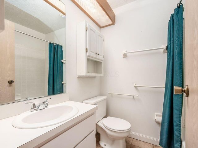 3782 Falls Circle Drive, 25, Hilliard, OH 43026