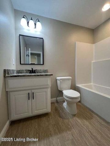 215 Open Meadow Dr, Bardstown, KY 40004