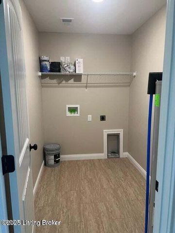 215 Open Meadow Dr, Bardstown, KY 40004