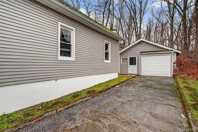 222 Bleakley Avenue, Buchanan, NY 10511