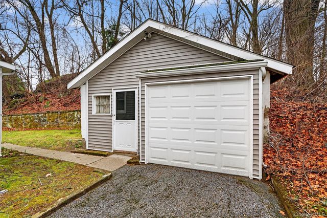 222 Bleakley Avenue, Buchanan, NY 10511