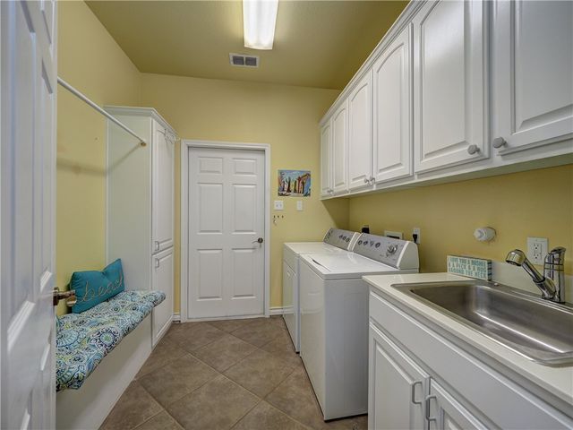 13809 Jolly Roger St, Corpus Christi, TX 78418