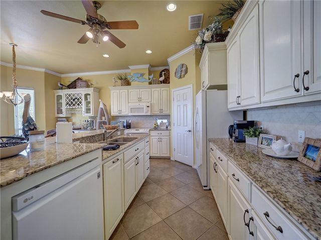 13809 Jolly Roger St, Corpus Christi, TX 78418