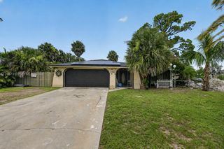 1041 Sanger Street, Port Charlotte, FL 33952