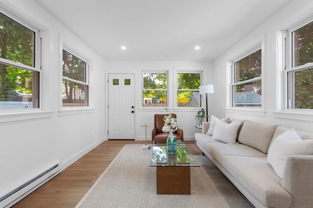 22 Park St B, Wakefield, MA 01880