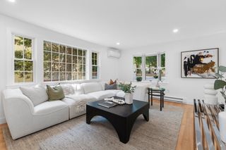 22 Park St B, Wakefield, MA 01880