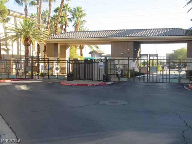 7115 South Durango Drive 304, Las Vegas, NV 89113