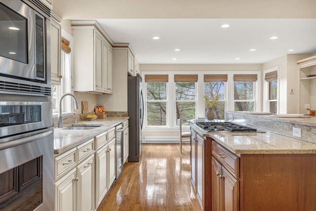 303 Upland Ave, Newton, MA 02461