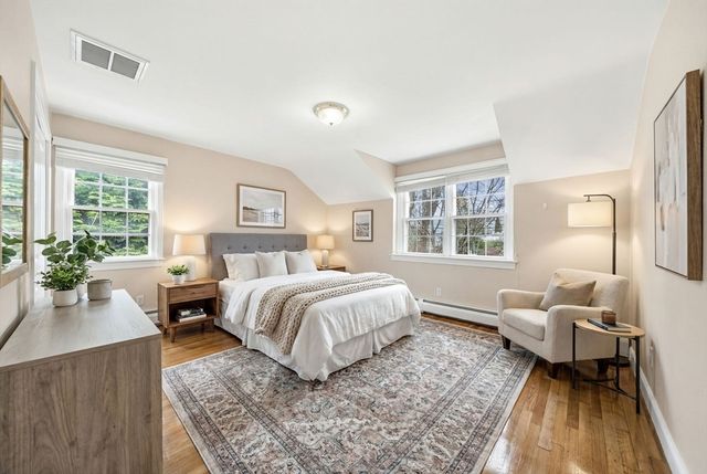 303 Upland Ave, Newton, MA 02461