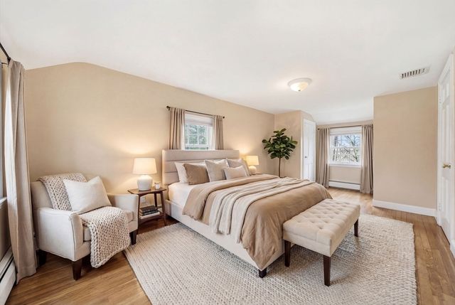 303 Upland Ave, Newton, MA 02461