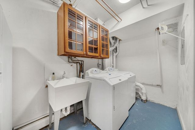 303 Upland Ave, Newton, MA 02461