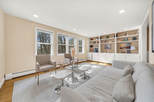 303 Upland Ave, Newton, MA 02461