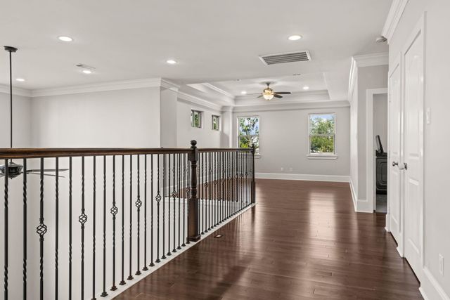 8550 Ridgepoint Drive, Houston, TX 77055