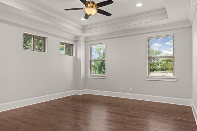 8550 Ridgepoint Drive, Houston, TX 77055