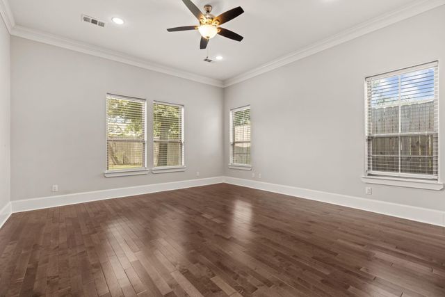 8550 Ridgepoint Drive, Houston, TX 77055