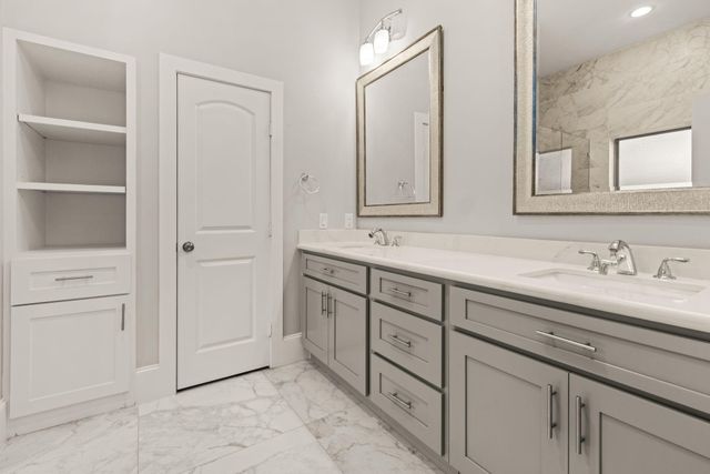 8550 Ridgepoint Drive, Houston, TX 77055