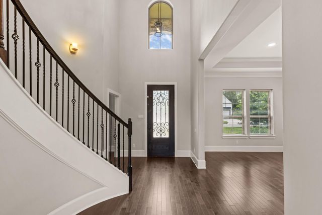 8550 Ridgepoint Drive, Houston, TX 77055