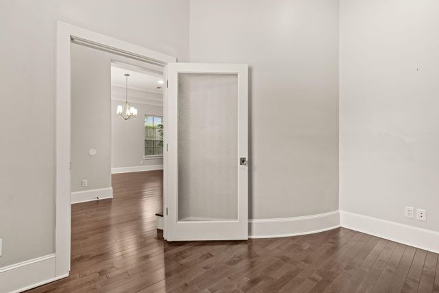 8550 Ridgepoint Drive, Houston, TX 77055