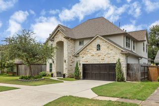 8550 Ridgepoint Drive, Houston, TX 77055