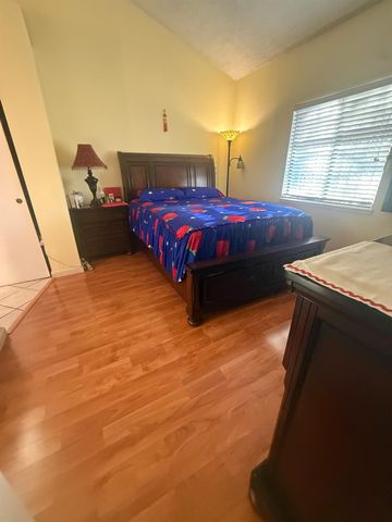 8118 Chateau Dr, Stockton, CA 95210