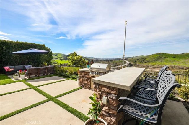29 Ventada Street, Rancho Mission Viejo, CA 92694