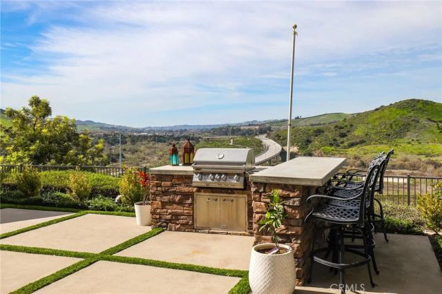 29 Ventada Street, Rancho Mission Viejo, CA 92694