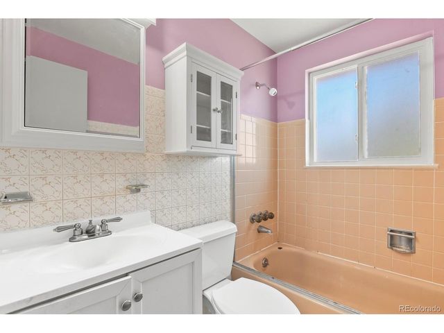 7500 W Bails Ave, Lakewood, CO 80232